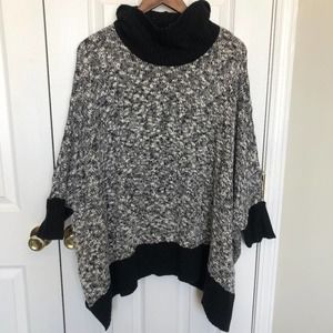 Jones New York Gray & Black Dolman Sleeve Shaw
